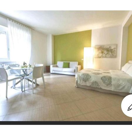 Apartmán Centro Citta Train Station Bergamo Exteriér fotografie